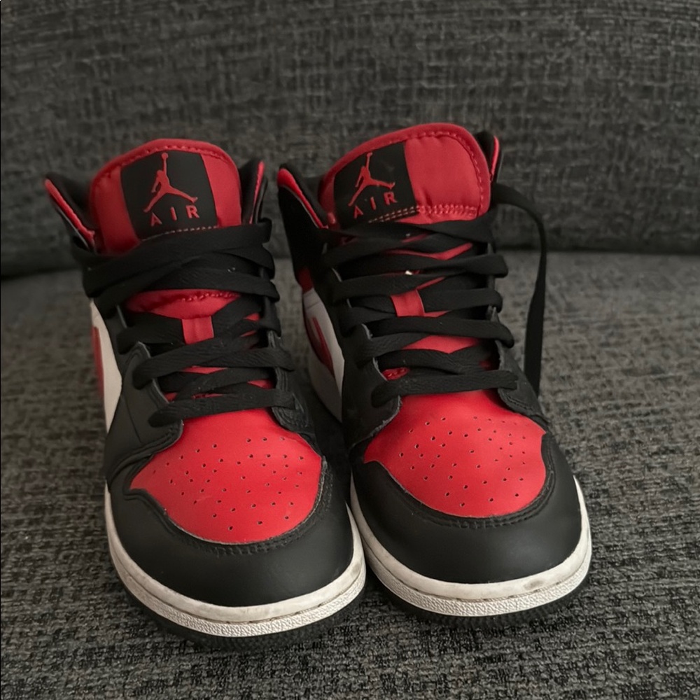 Nike Black and Red Sneakers High-Top Design